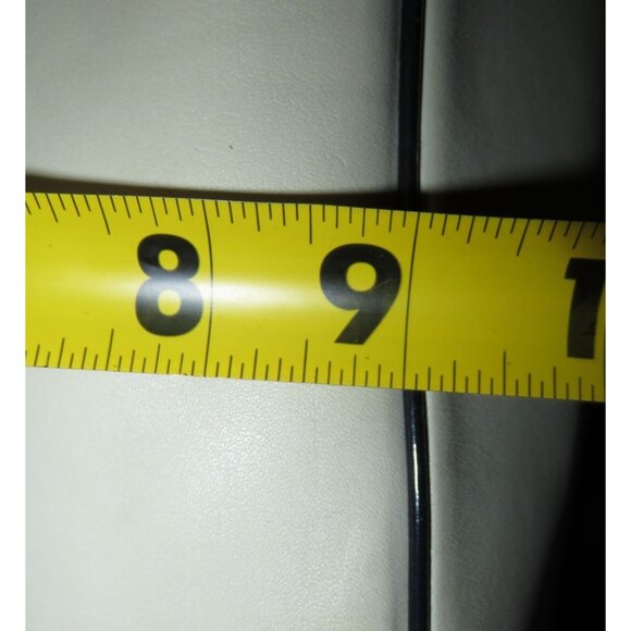 Coach 2010 Laura Spectator White Leather Navy Trim Framed Kisslock Handbag - Picture 14 of 14